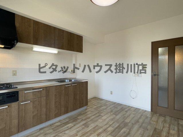 磐田市二之宮マンション リビング