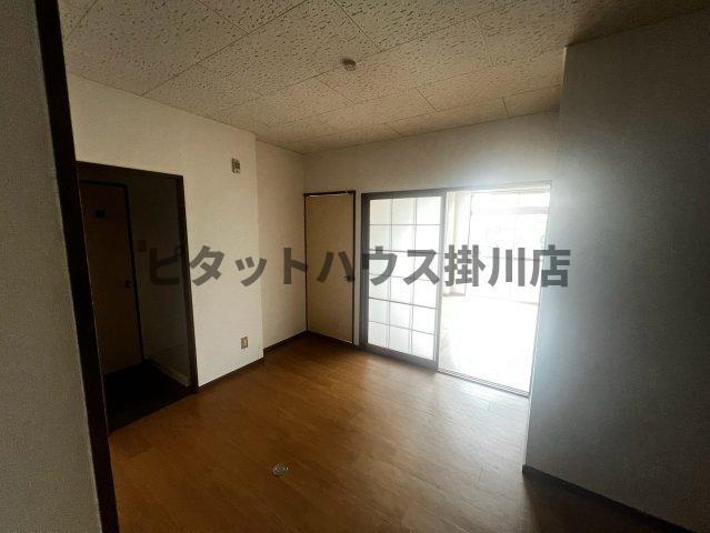 袋井市浅名アパート リビング
