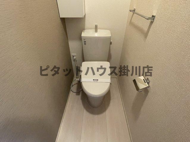 磐田市上大之郷アパート トイレ