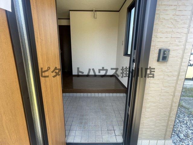 磐田市福田中島一戸建 玄関