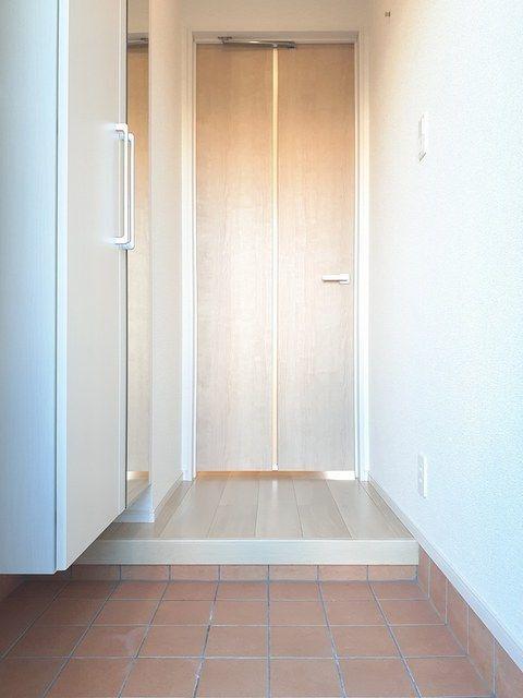 磐田市一言アパート 玄関