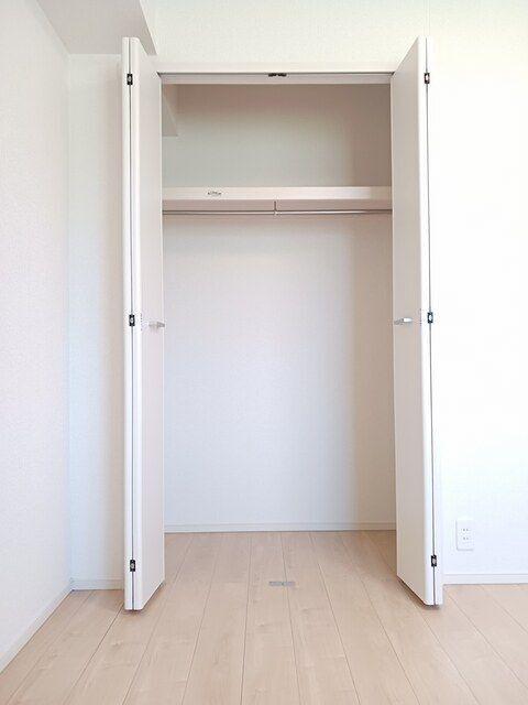 掛川市家代アパート 収納