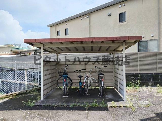 藤枝市瀬戸新屋アパート リビング