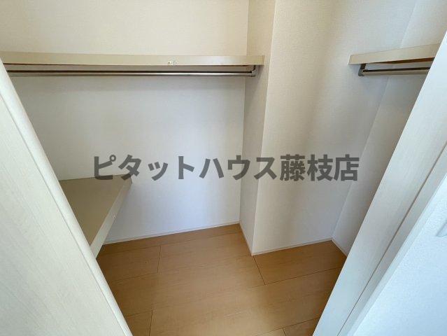 焼津市小柳津アパート 収納
