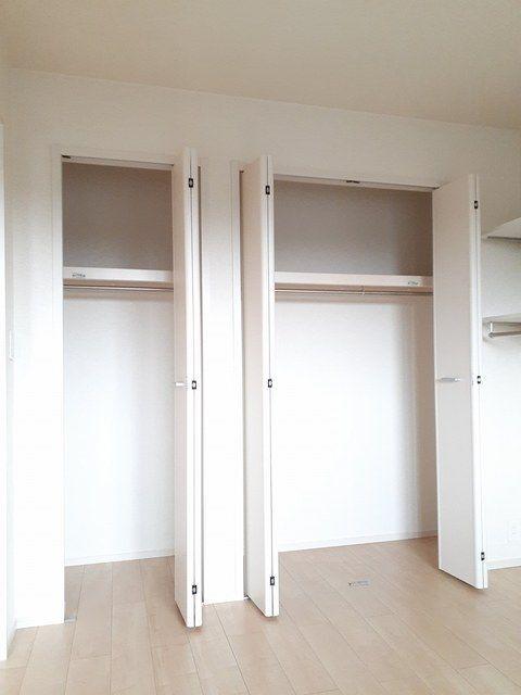 焼津市石津アパート 収納