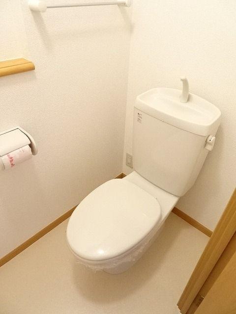 焼津市西小川アパート トイレ