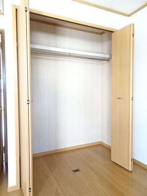 焼津市西小川アパート 収納