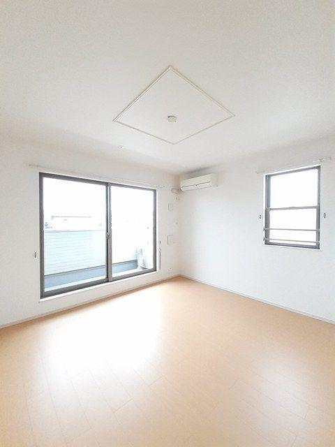 磐田市富士見町アパート リビング