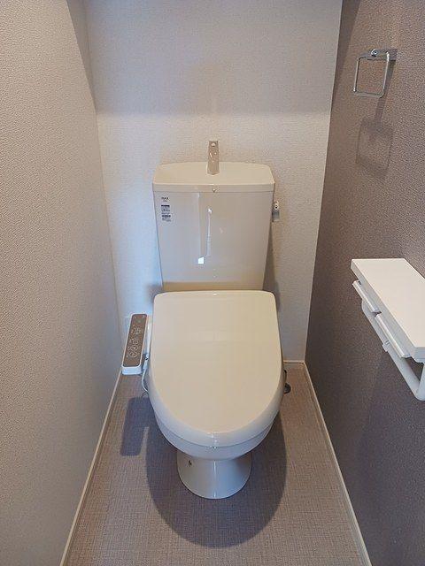 袋井市山科アパート トイレ