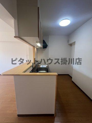 掛川市長谷マンション キッチン