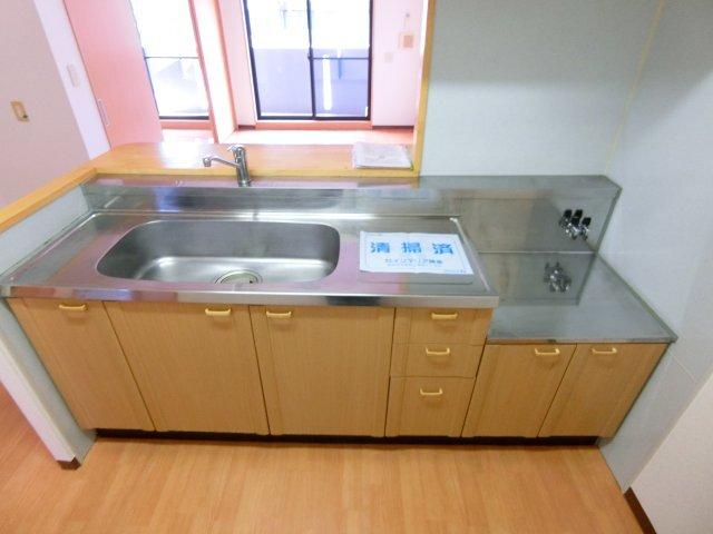 掛川市高御所マンション キッチン