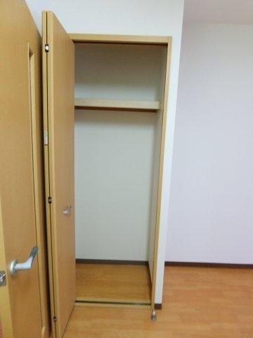 掛川市高御所マンション 収納