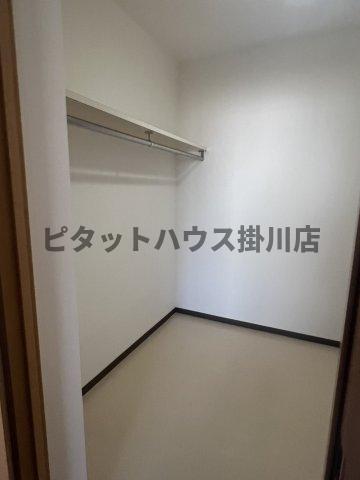 掛川市長谷マンション 収納