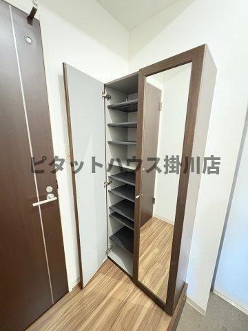 袋井市愛野南アパート 収納