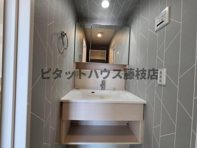 焼津市柳新屋アパート 収納