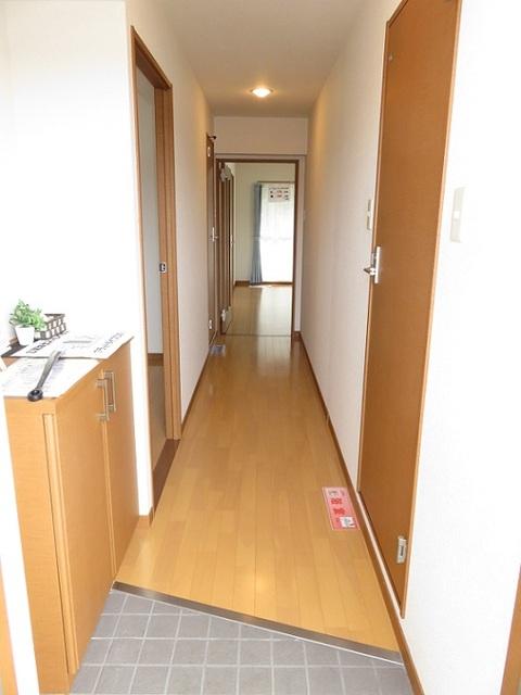 島田市阪本マンション 玄関