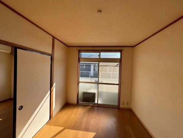 掛川市下垂木アパート リビング