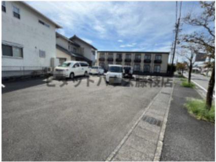 島田市元島田アパート 駐車場