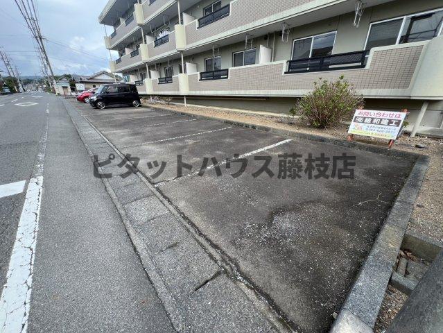 藤枝市瀬古アパート 駐車場