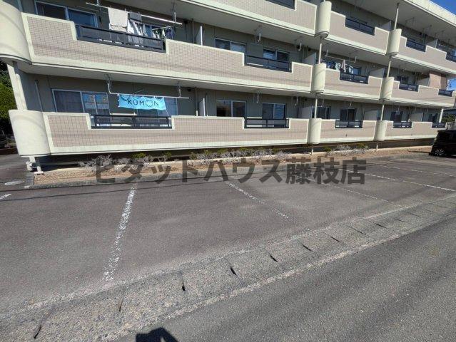 藤枝市瀬古アパート 駐車場