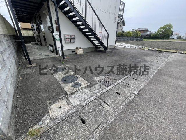 藤枝市兵太夫アパート 駐車場