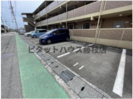 焼津市焼津マンション 駐車場