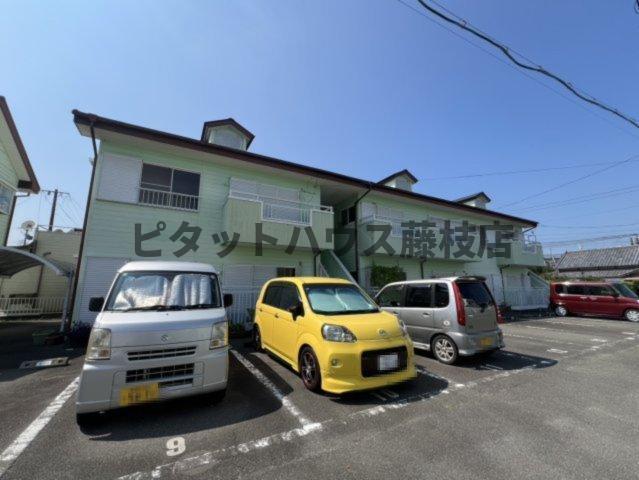 焼津市柳新屋アパート 駐車場