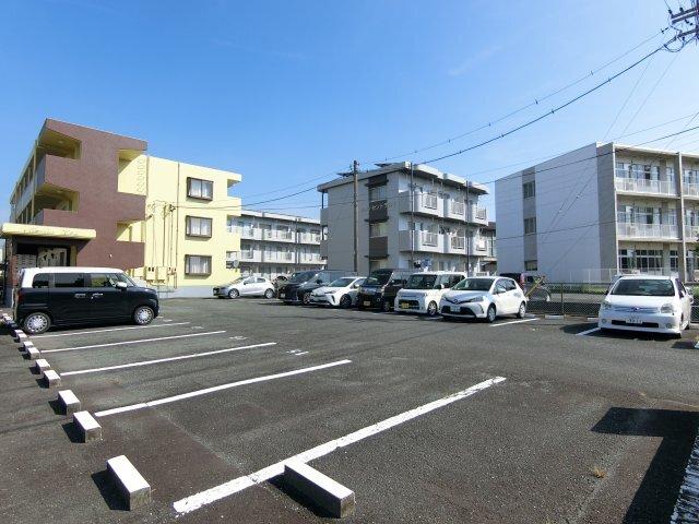 掛川市大池マンション 駐車場