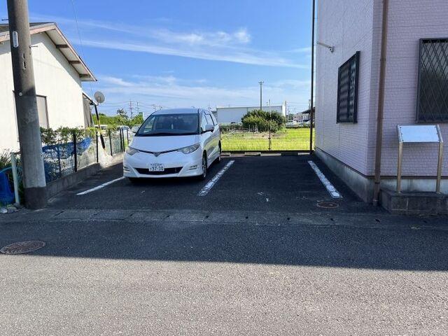 御前崎市池新田アパート 駐車場