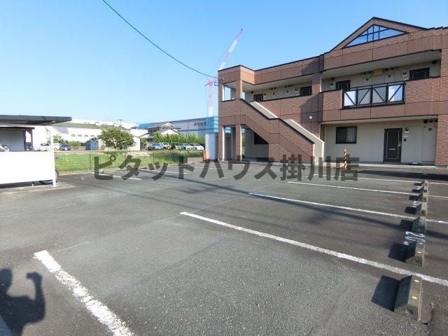 袋井市徳光アパート 駐車場