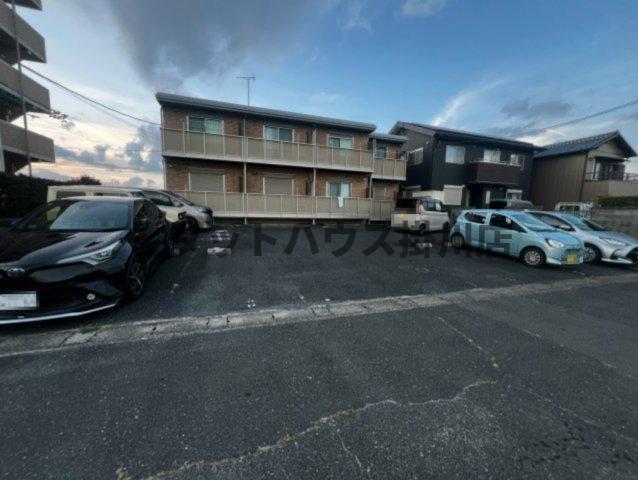 袋井市浅岡アパート 駐車場