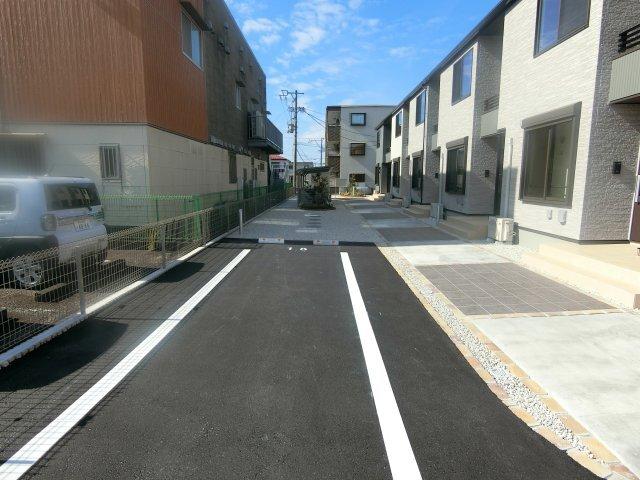 掛川市下垂木アパート 駐車場