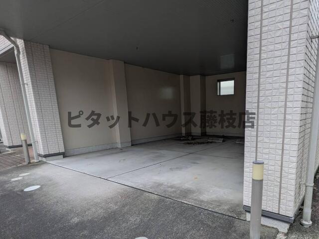 藤枝市瀬戸新屋アパート 駐車場