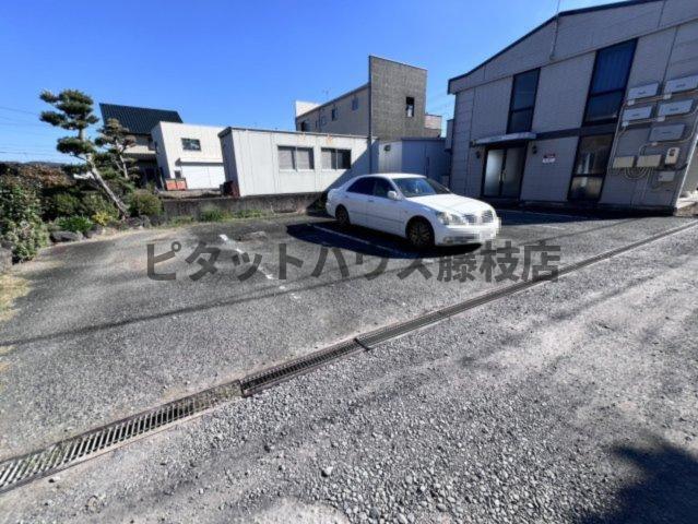 島田市稲荷アパート 駐車場
