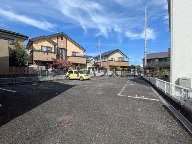藤枝市下青島アパート 駐車場