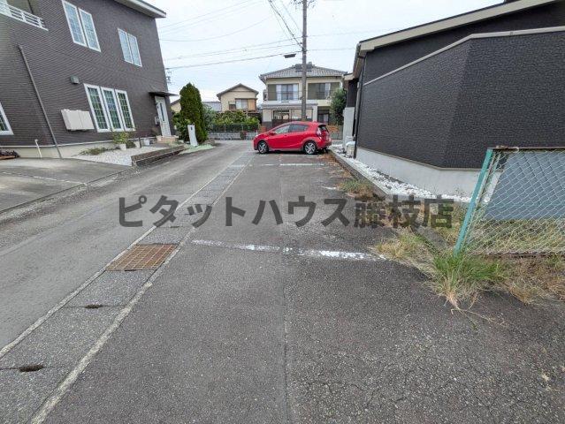 藤枝市下青島アパート 駐車場