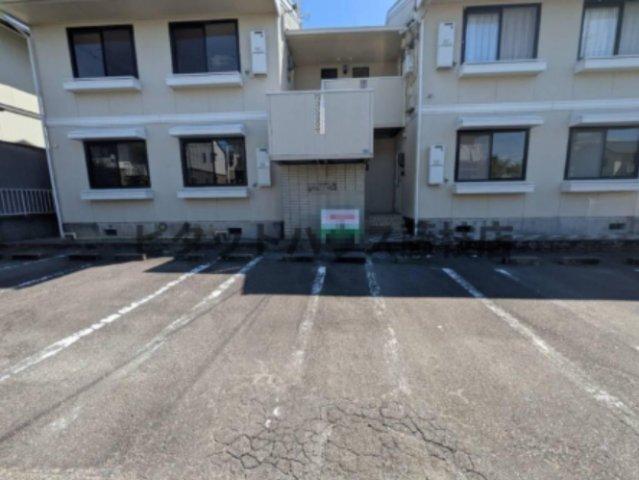 藤枝市南駿河台アパート 駐車場