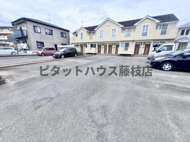 焼津市大村新田アパート 駐車場