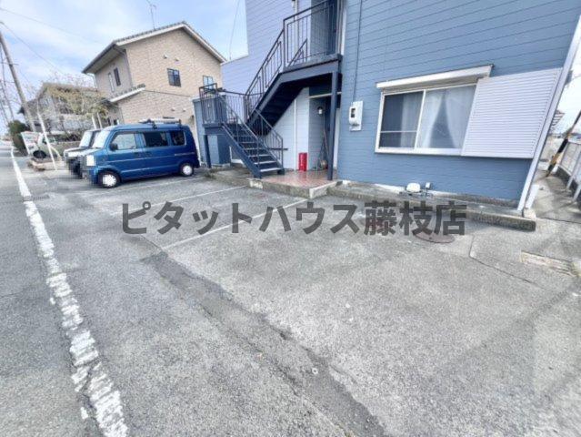 焼津市宗高アパート 駐車場