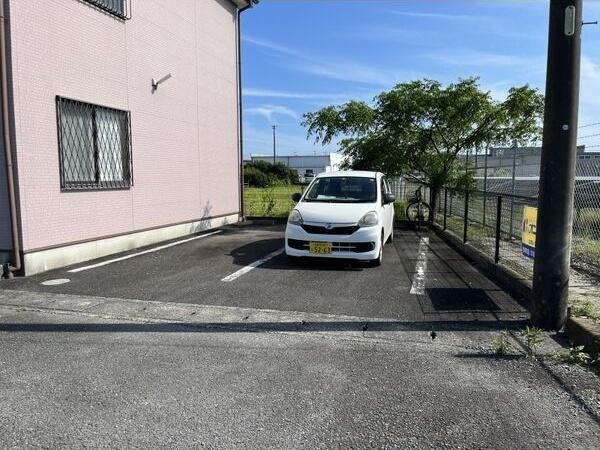 御前崎市池新田アパート 駐車場