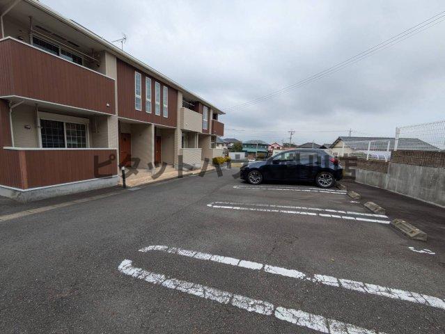 御前崎市池新田アパート 駐車場