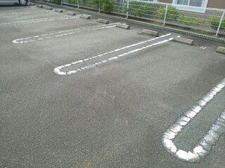御前崎市白羽アパート 駐車場