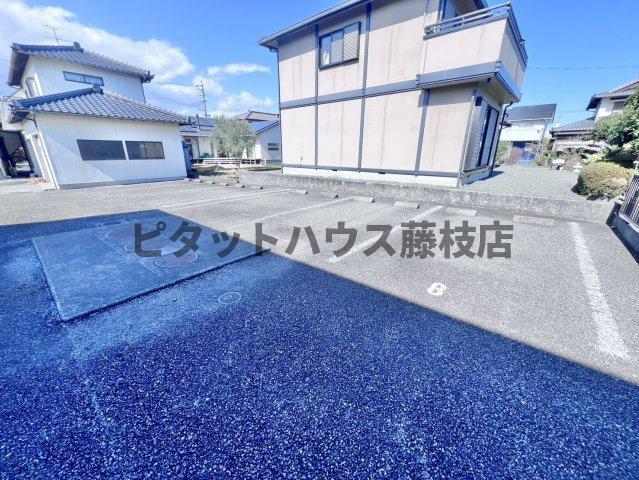 焼津市利右衛門アパート 駐車場
