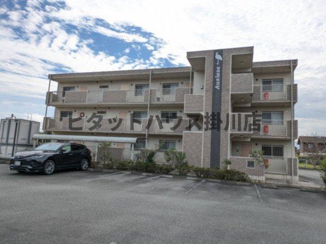 御前崎市宮内マンション 駐車場