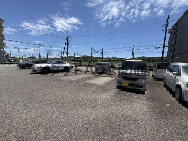 袋井市愛野東マンション 駐車場