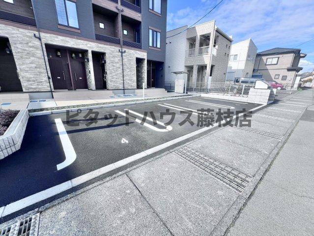 焼津市大村新田アパート 駐車場