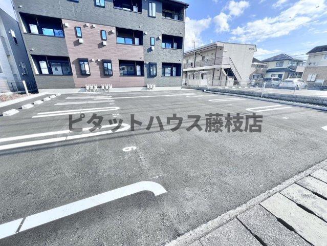 焼津市大村新田アパート 駐車場