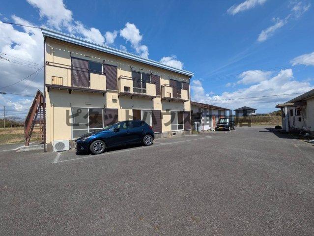 菊川市嶺田アパート 駐車場