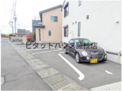 焼津市大村アパート 駐車場