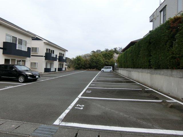 袋井市愛野アパート 駐車場